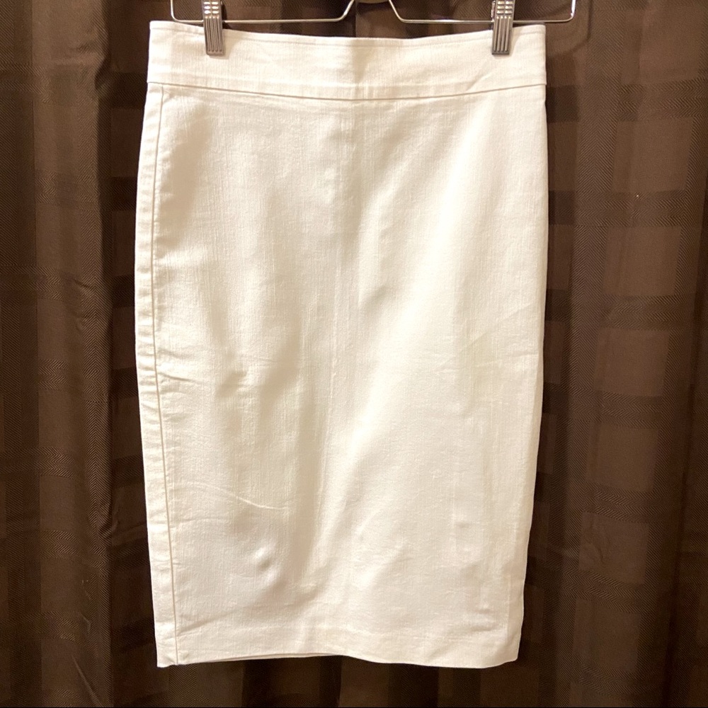 Avenue Montaigne cream denim feel skirt 2